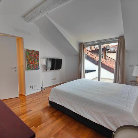 Crocetta - Design Apartment With Terrace Milan Exterior photo